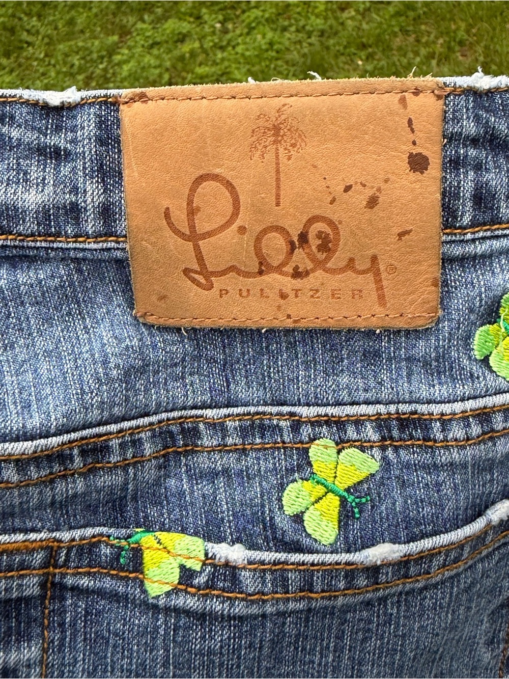 Lilly Pulitzer Light Blue Straight-Leg Jeans with Butterfly Embroidered Accents - Picture 10 of 13